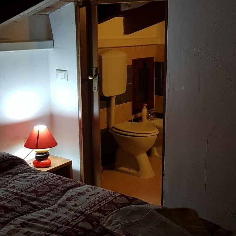 Affittacamere Luti Massama Exteriér fotografie